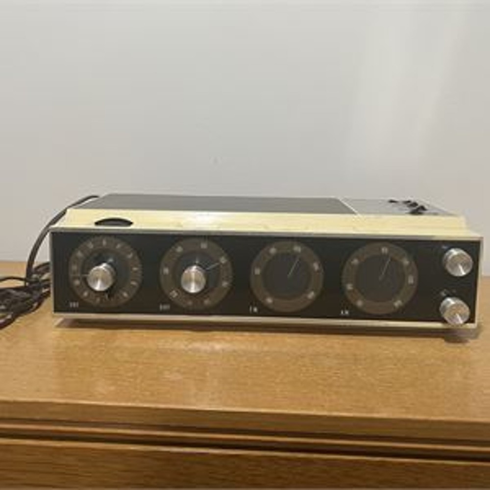 Vintage RCA Braille Radio Rare Solid State AM FM VHF UHF Accessibility Device
